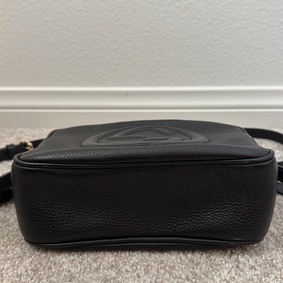 Gucci Black Leather Soho Disco Shoulder Bag - Picture 5 of 10